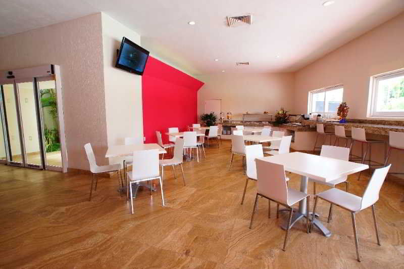 Hotel Margaritas Cancun Ngoại thất bức ảnh