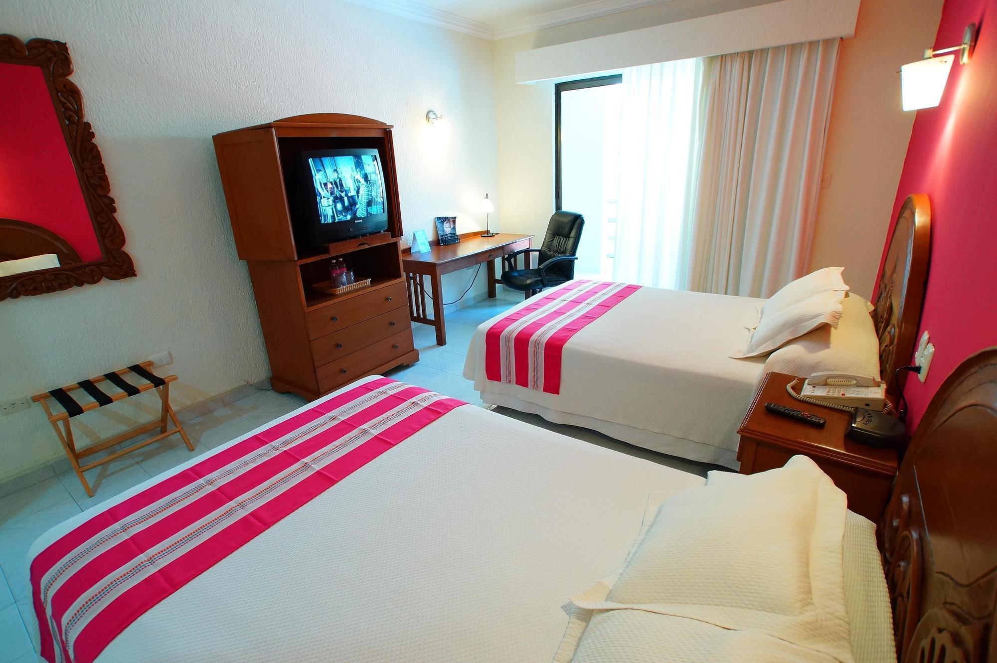 Hotel Margaritas Cancun Ngoại thất bức ảnh