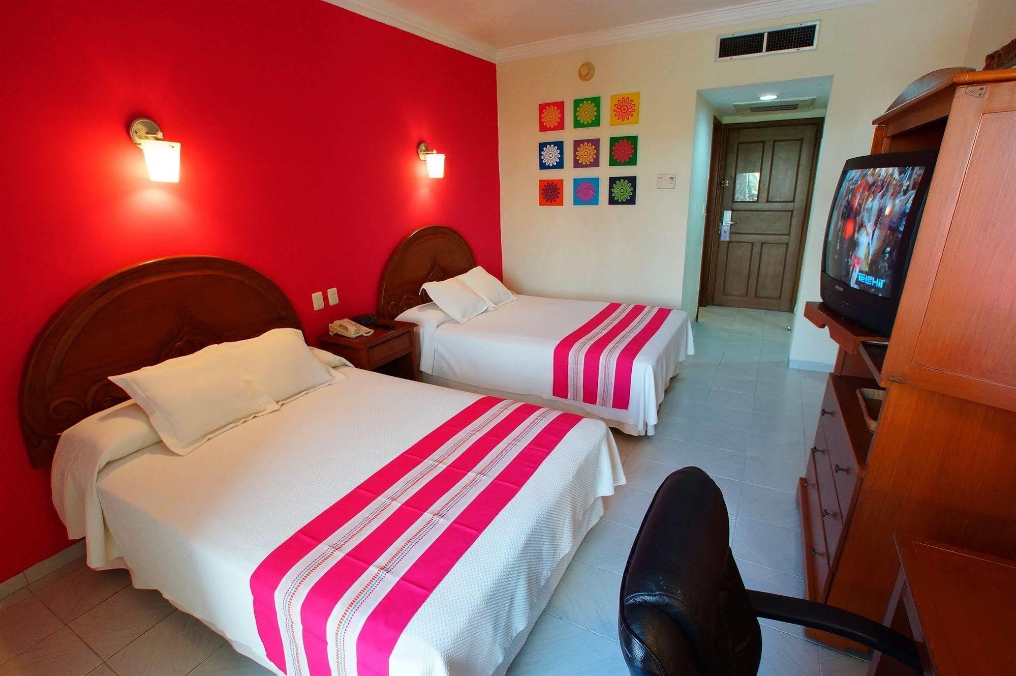 Hotel Margaritas Cancun Ngoại thất bức ảnh